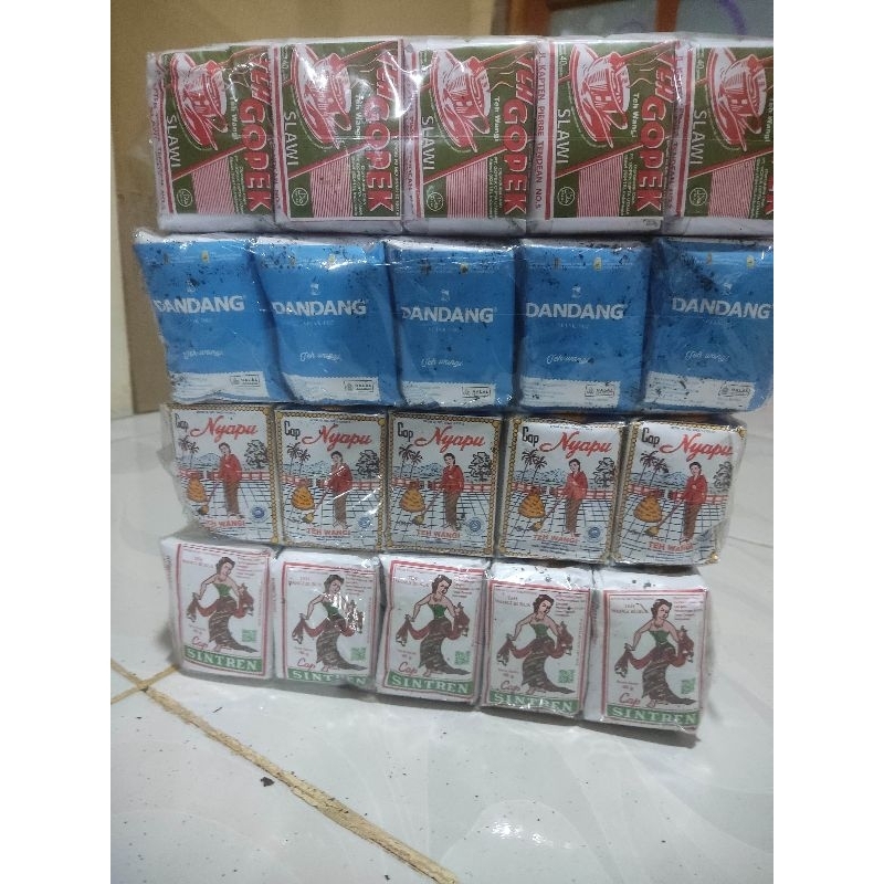 

TEH HARUM khas solo 40 pcs x 40gram (4pak/4slop)sintren nyapu gopek dandang biru