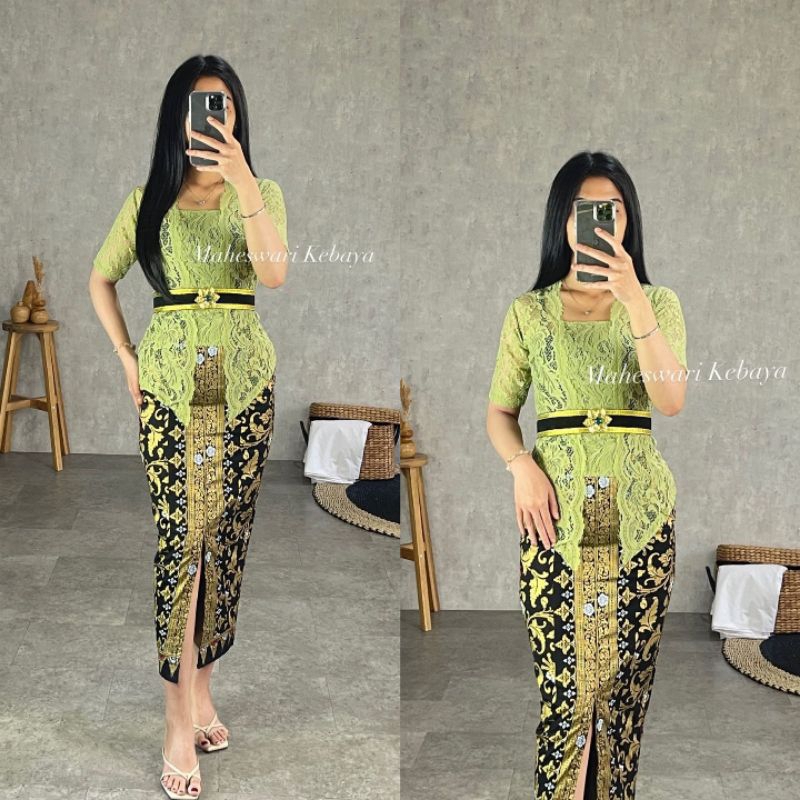 Kebaya Bali Set Brukat Bianca Sage Green
