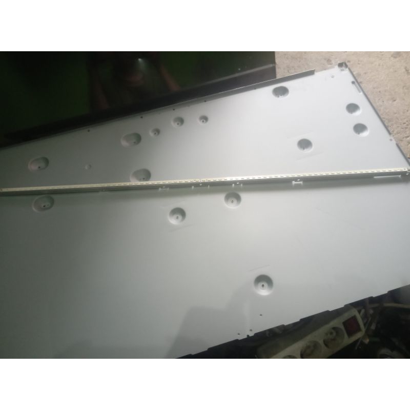 Bekled Sharp LC-32LE345M