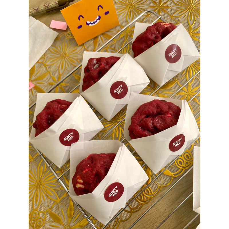 

Kukitown - Aunty Red (Box of 5)