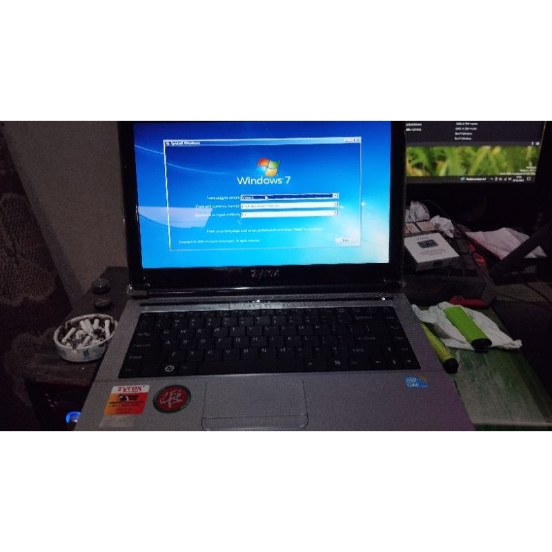 laptop zyrex