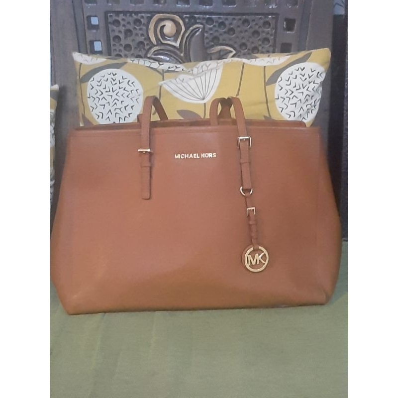 Michael kors jetset travel med preloved