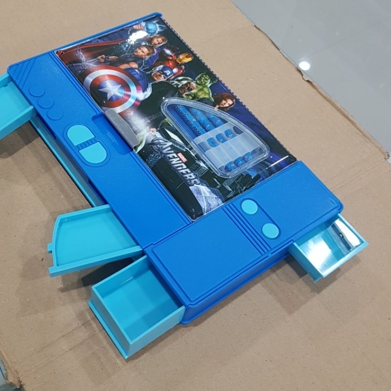 

Jual Produk Tempat Pensil Magnet Jumbo + Isi Pensil Avengers KJ-848 ''