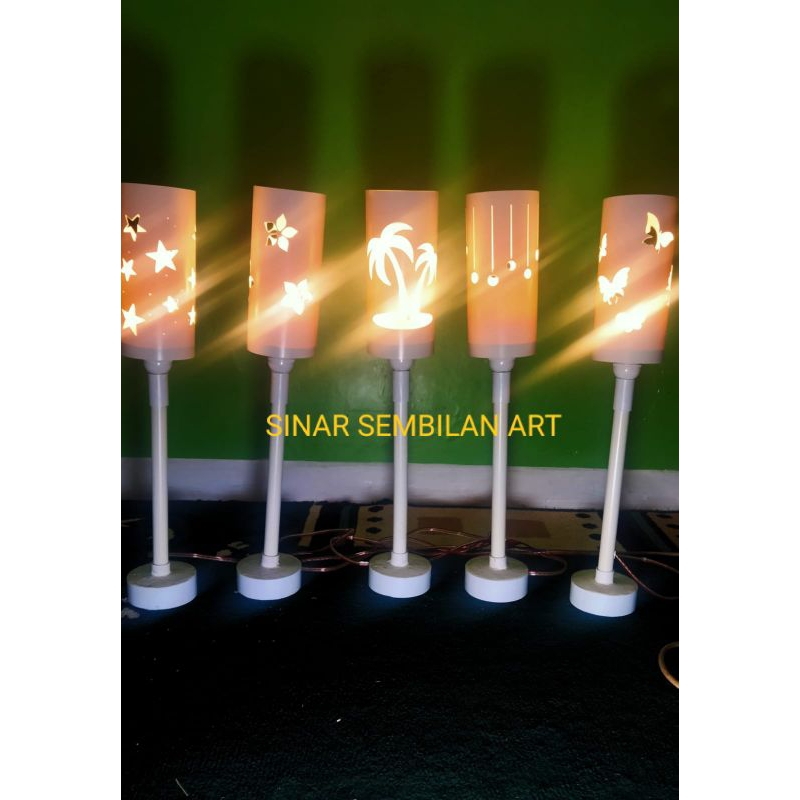 kap lampu dekorasi meja prasmanan