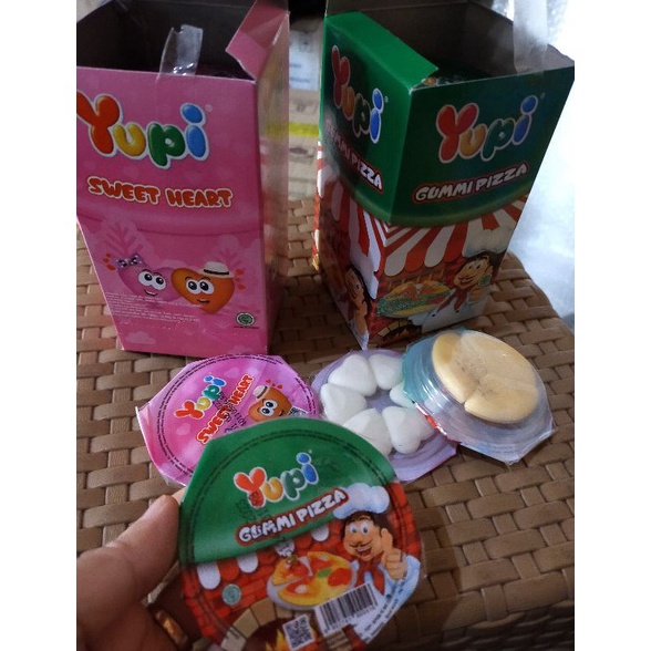 

Terl4ku. Permen Yupi 1 Box Isi 12 Pcs Product Terkece