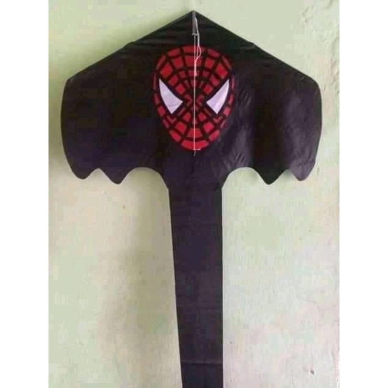 layang layang kain motif Spiderman