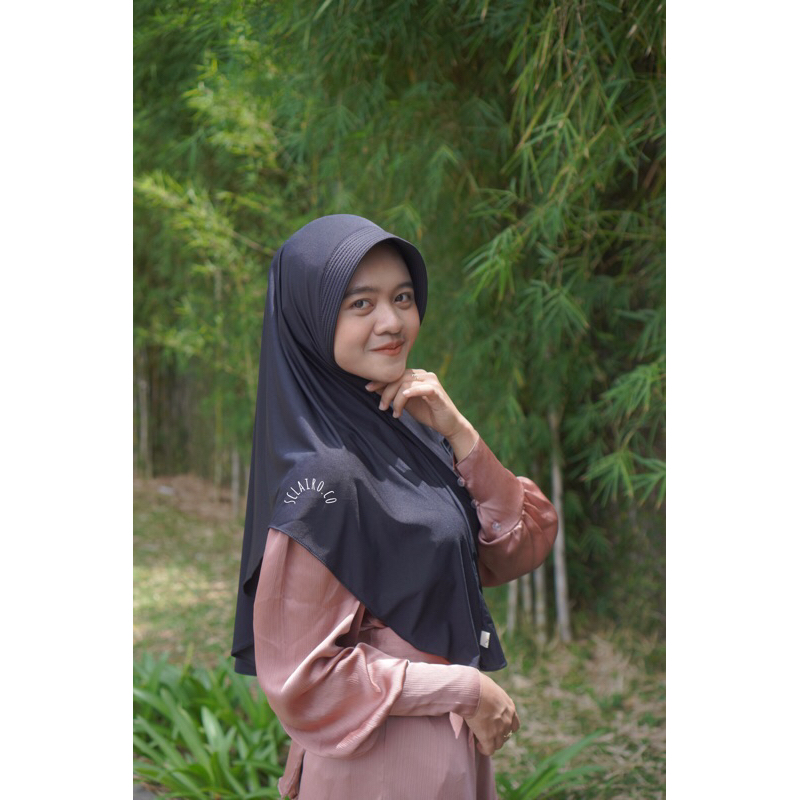 Kerudung Hamidah Bergo