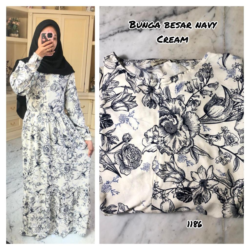 GAMIS RAYON MOTIF BUNGA BESAR NAVY (CREAM)
