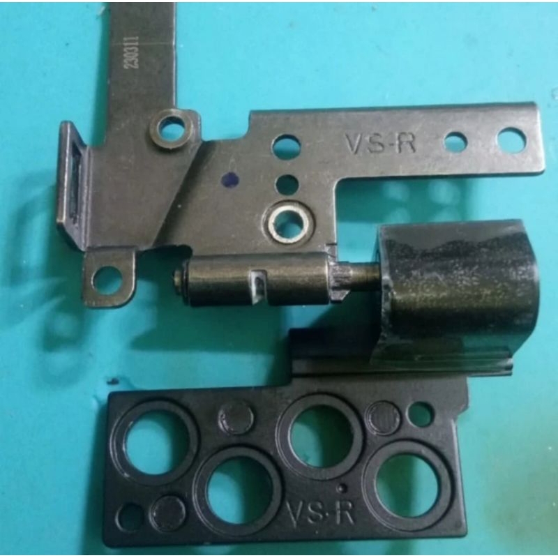 engsel laptop infinix inbook X1/X1 pro kanan