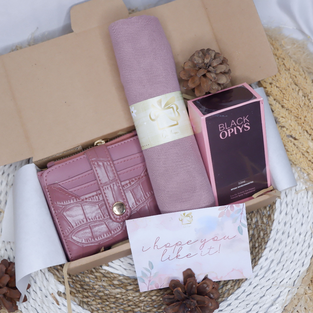 Gift / Kado / Hadiah / Hampers / Gift Box / Kado Hari Ibu / Dompet / Tas / Hari Ibu / Hadiah Ulang T
