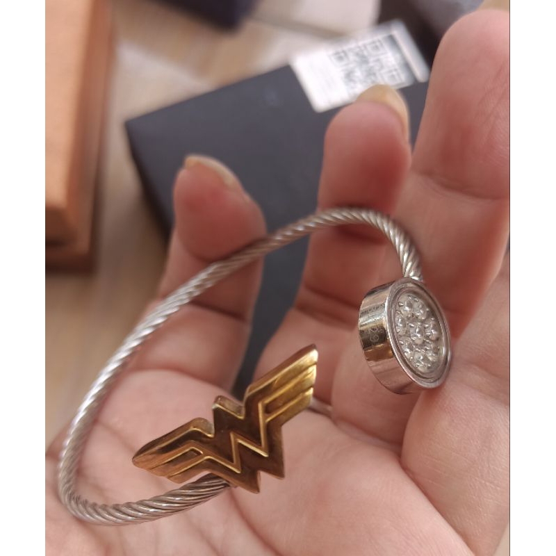 Gelang WONDER WOMAN Mci Size M SECOND MULUS tanpa box