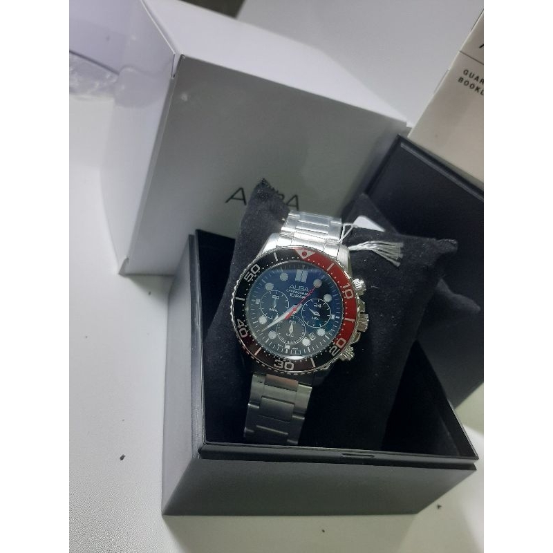 Alba Quartz Cronograph AT3J37.