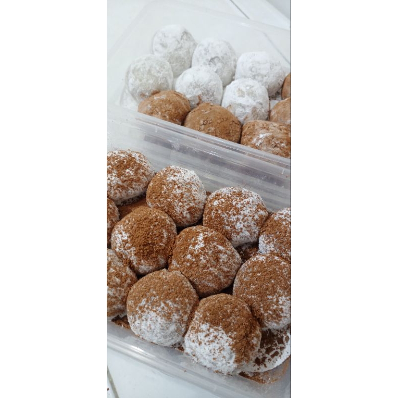 

Mochi by Qila's Crunchiez