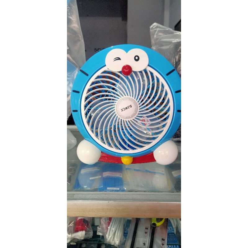 kipas doraemon