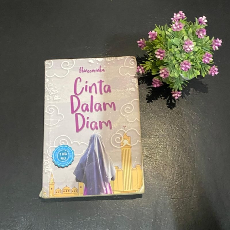 Novel Cinta dalam Diam - Shineeminka