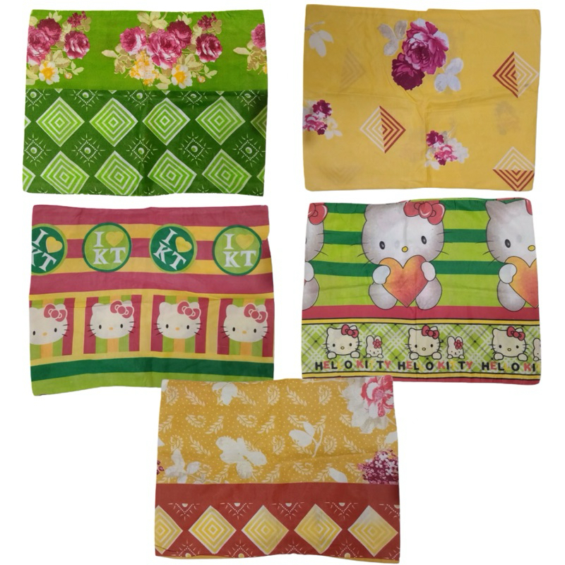 Sarung bantal murah | motif bunga dan karakter size 60x44cm |  Sarung Bantal Motif Bunga Dan Kartun 