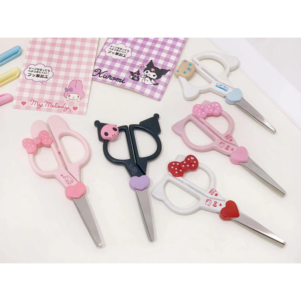 

Gunting besar Sanrio