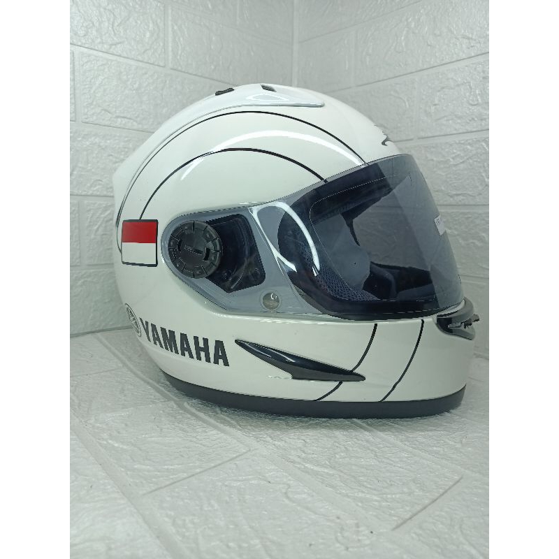HELM YAMAHA PUTIH ORIGINAL 100% + BOX