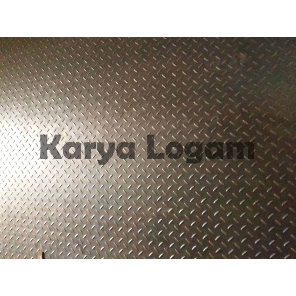 Plat Bordes Besi 1 mm x 120 cm x  240 cm / Plat Kembang