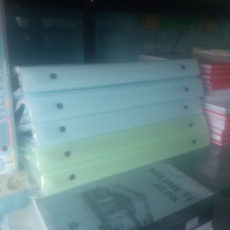 

Binder B5 Polos Joyko
