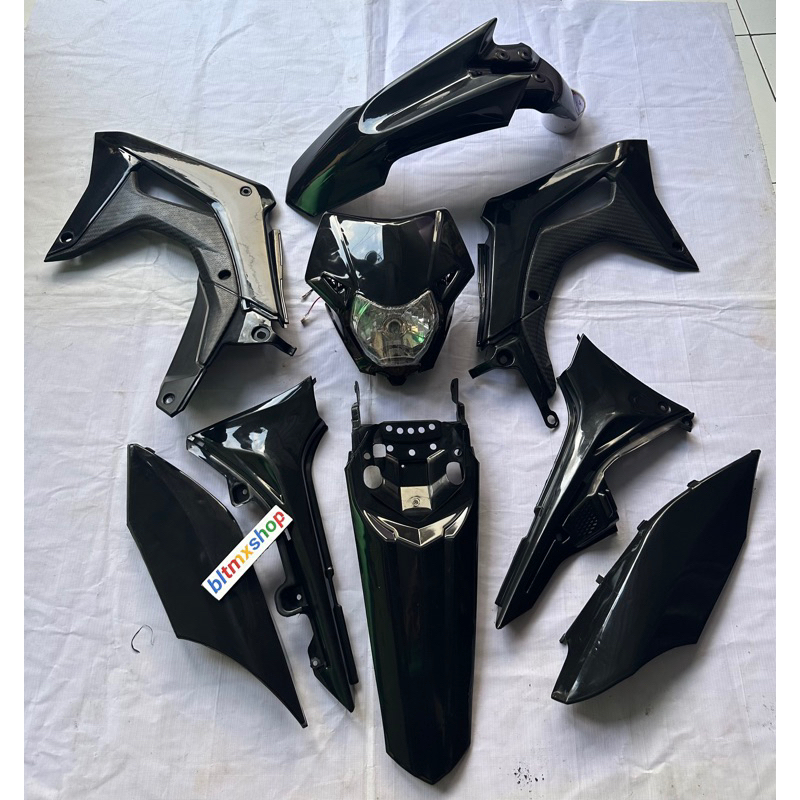 Body set crf 150 l dan Headlamp crf 150l body set plus lampu depan crf 150