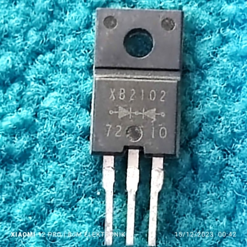 dioda Schottky XB2102 original