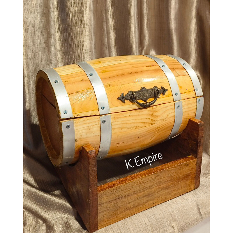 Peti Barrel Kayu Dekorasi Antik