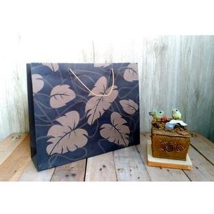Paperbag B. jumbo motif (Uk. 45 x 35x 12 cm)  untuk hajatan dan souvenir, kresek donat / tas plastik