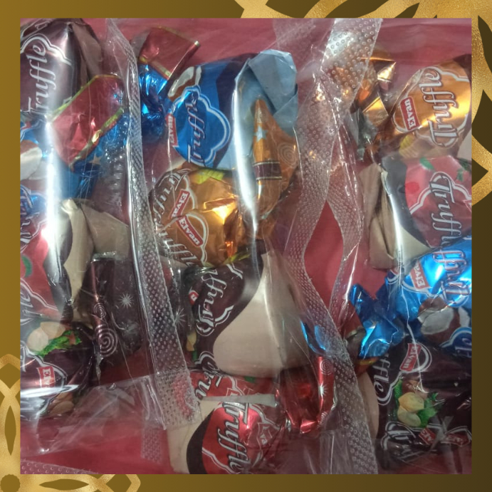 

Coklat Truffle Kemasan Pouch Isi 4 butir