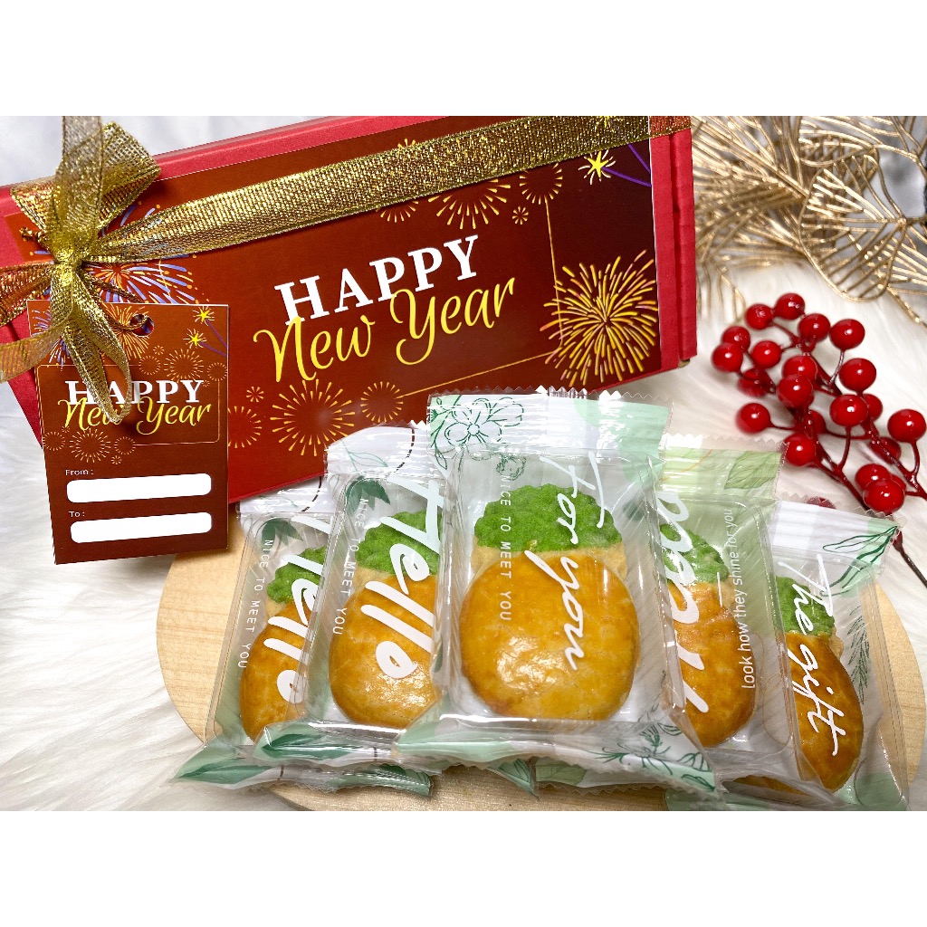 

New Year Hampers / Hampers Tahun Baru / Nastar Taiwan / Nastar Nanas Wisman Jumbo / Taiwanese Pineapple Cake / Pineapple Tart (Isi 6)