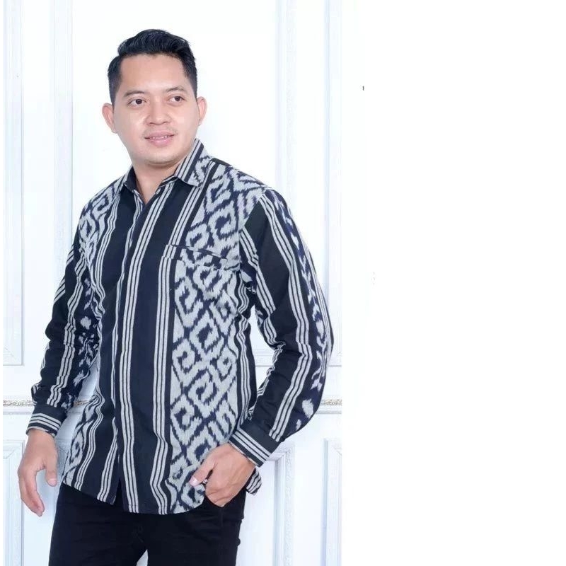 busana pria kemeja lengan panjang warna kalem tenun jepara toraja ntt