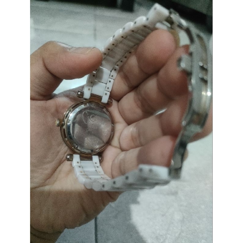 Jam Tangan Guess GC Ceramic White Original