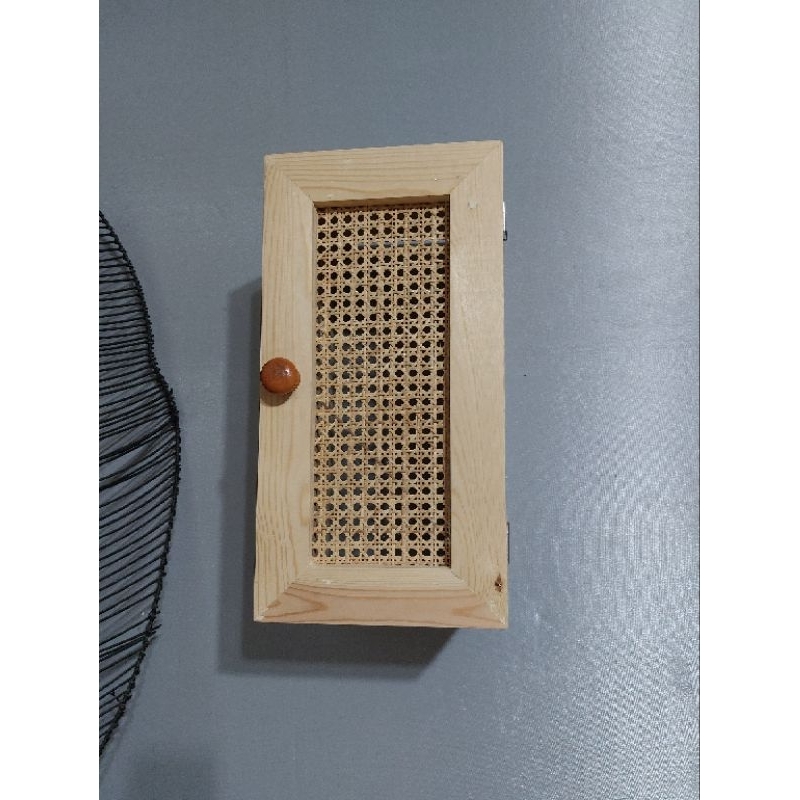 box pln pascabayar/box meteran pln kayu