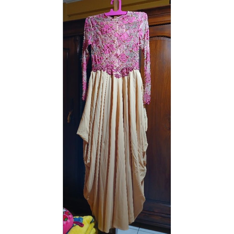 DRESS PESTA GAUN PESTA PRELOVED