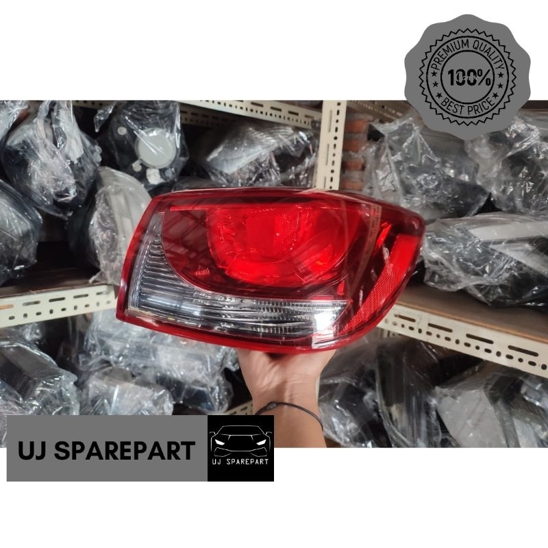 Stoplamp Lampu Rem Belakang Mobil Mazda 2 Skyactiv LED 2016 Original Kanan