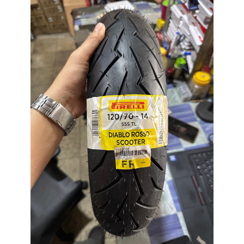 Ban Pirelli diablo rosso scooter 120/70-14