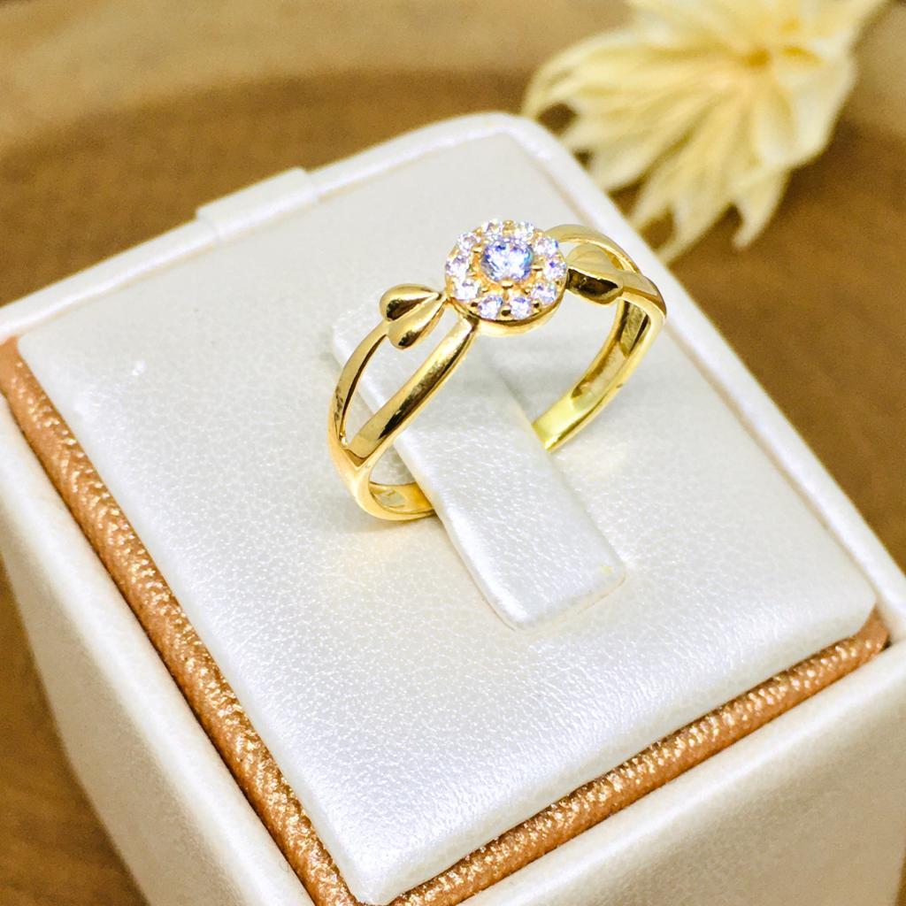 Cincin Emas Fashion Chelsea UBS 375/8K