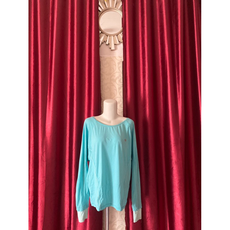 Prelove baju olahraga