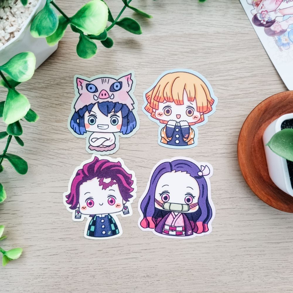 

WINDA LEE Demon Slayer Glitter Sticker Die Cut / Stiker Satuan