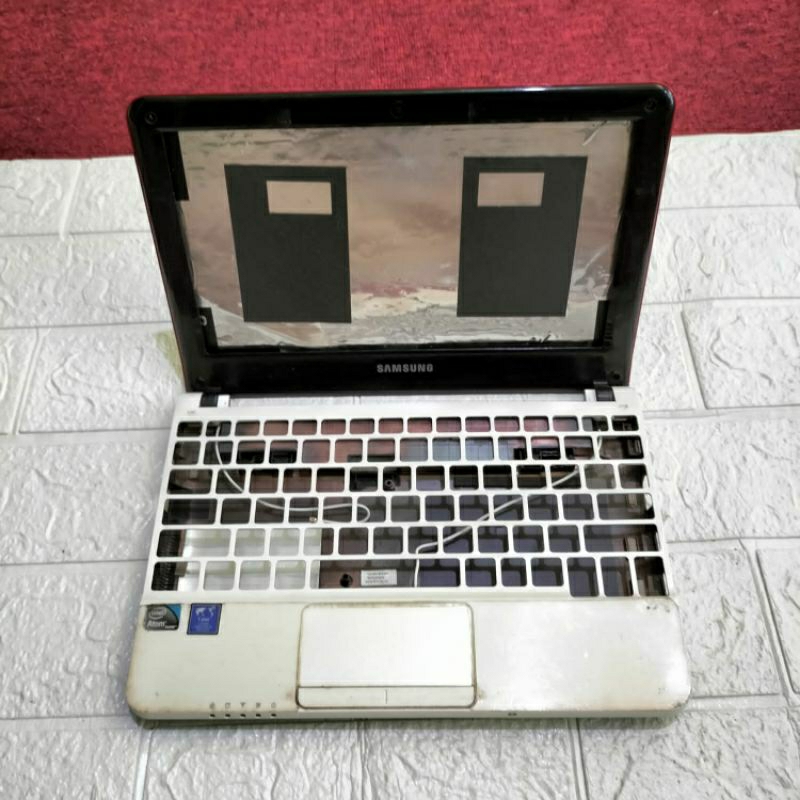 Kesing Case Casing Laptop Samsung Nc108p