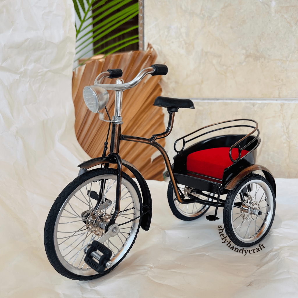 Miniatur Sepeda Cina Mandarin Besi