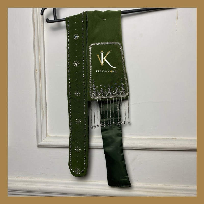 [Kebayaviona] Boro dan Epek Sabuk Beskap Jawa