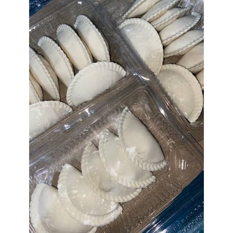 

cireng mini ayam suwir pedas|ayam suwir ori|bakso sosis pedas|keju