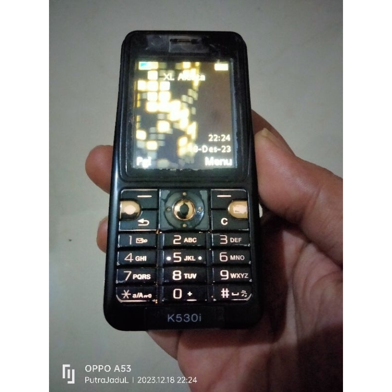 Sony Ericsson K530 i Gold Normal Original Mulus Jadul Langka Unik Imut Speaker Bass Stereo Joss Khas