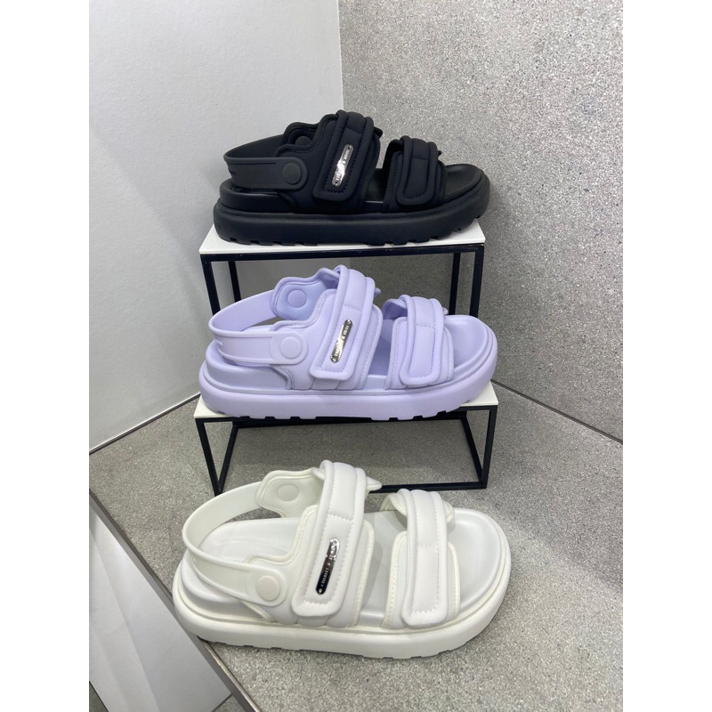 Sepatu sandal wanita Charles&Keith original