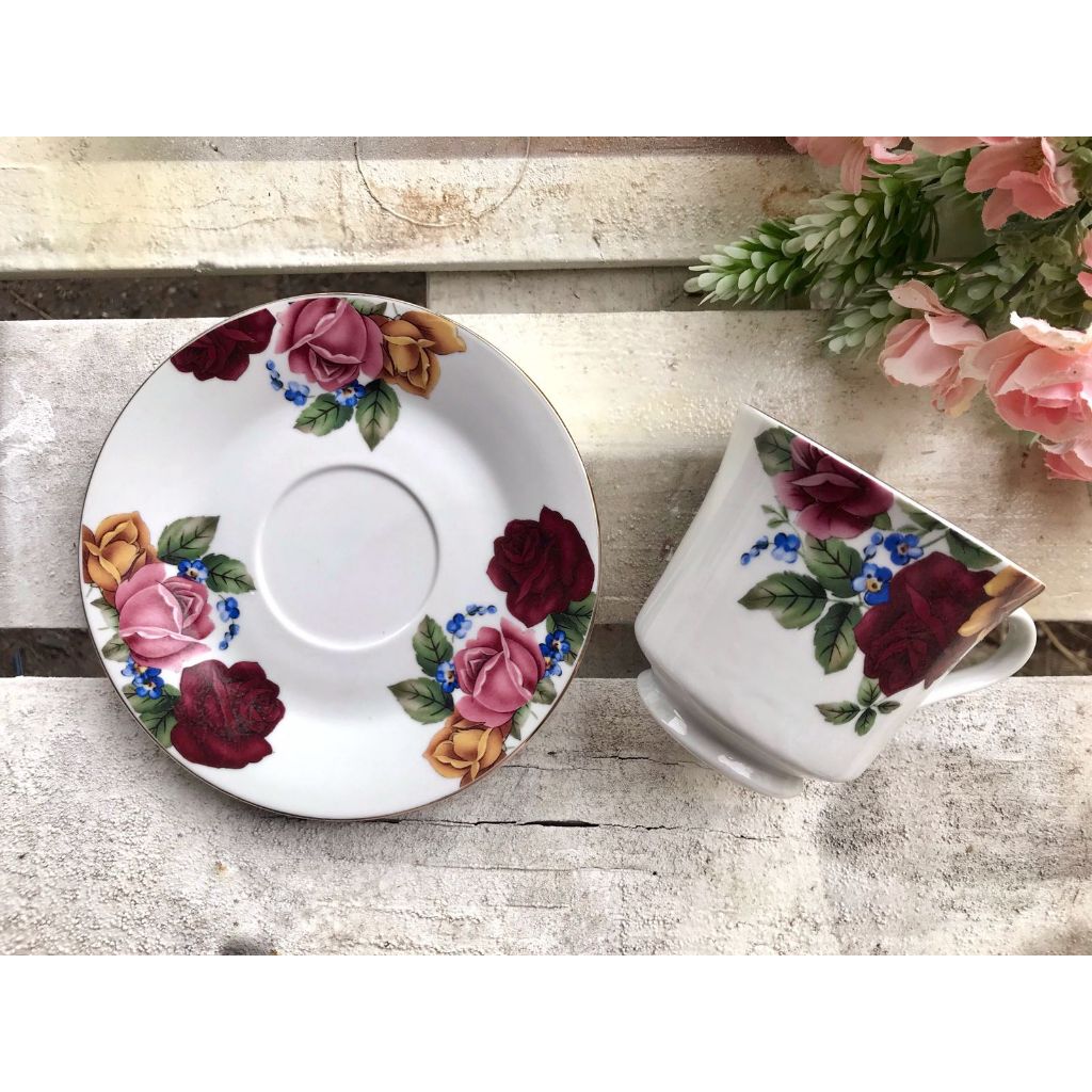 Cangkir Lepek Vintage Style Teacup High Tea