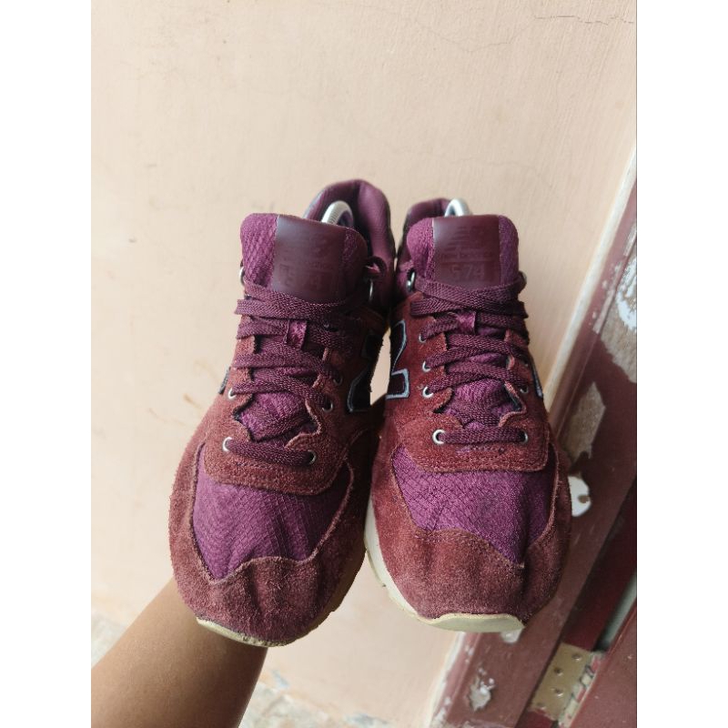 new balance 574 maroon manggis