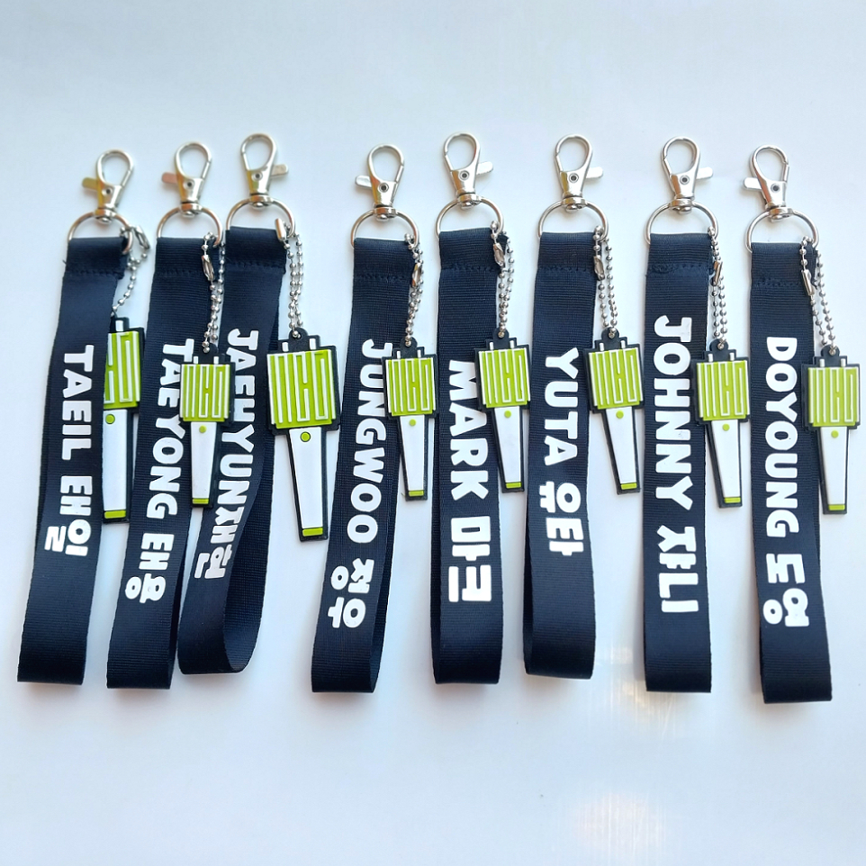 STRAP NCT 127 KEYRING GANTUNGAN NCT LIGHTSTICK