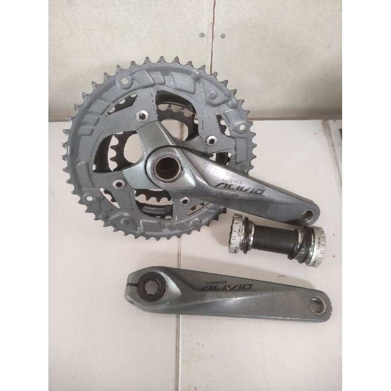 crank set shimano alivio m4060 3 speed hollowtech 48 36 26