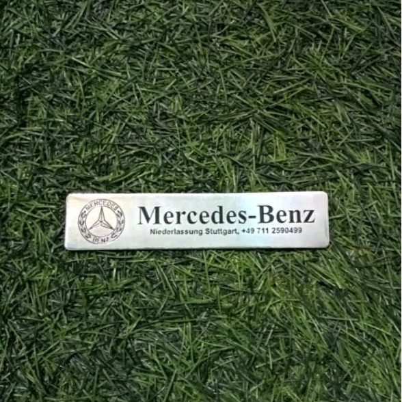 Emblem plat mobil MERCEDES BENZ..